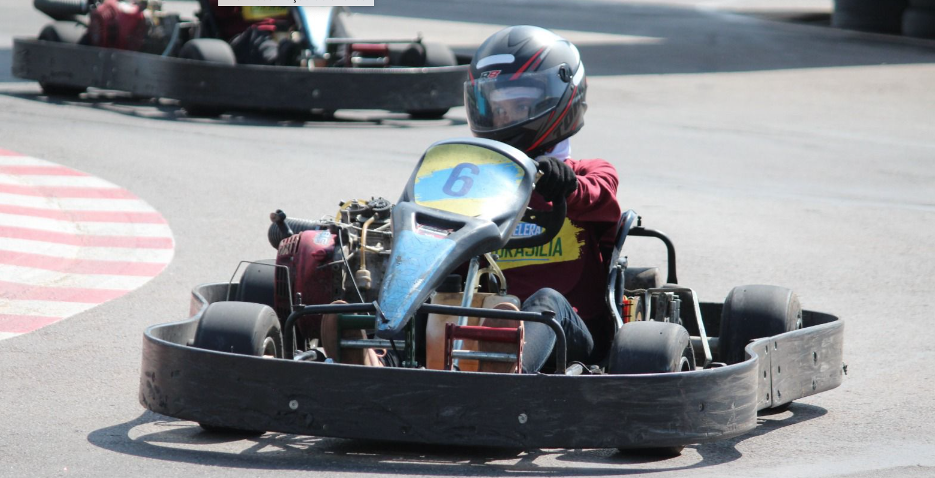 2ª edição do Acelera Brasília promove inclusão no automobilismo e leva 400 alunos da rede de ensino do Itapuã para pilotar karts em dezembro