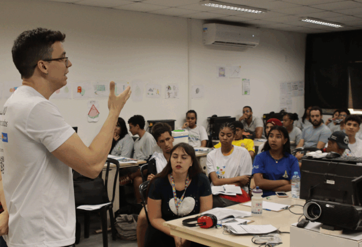 SEJUS/DF e IDECACE promovem série de aulões preparatórios para o ENEM