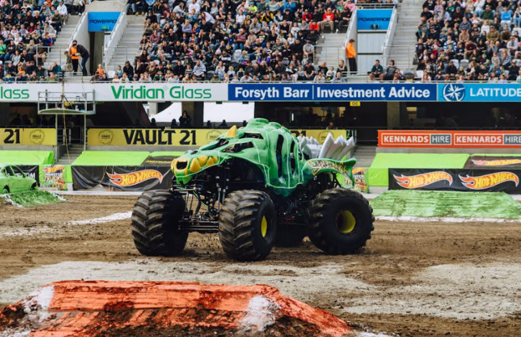 Fenômeno de público, Hot Wheels Monster Trucks Live™ entra na reta final de vendas em Brasília