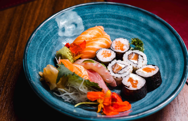 Haná lança menu executivo em três etapas com opções que unem clássicos da culinária japonesa e pratos quentes