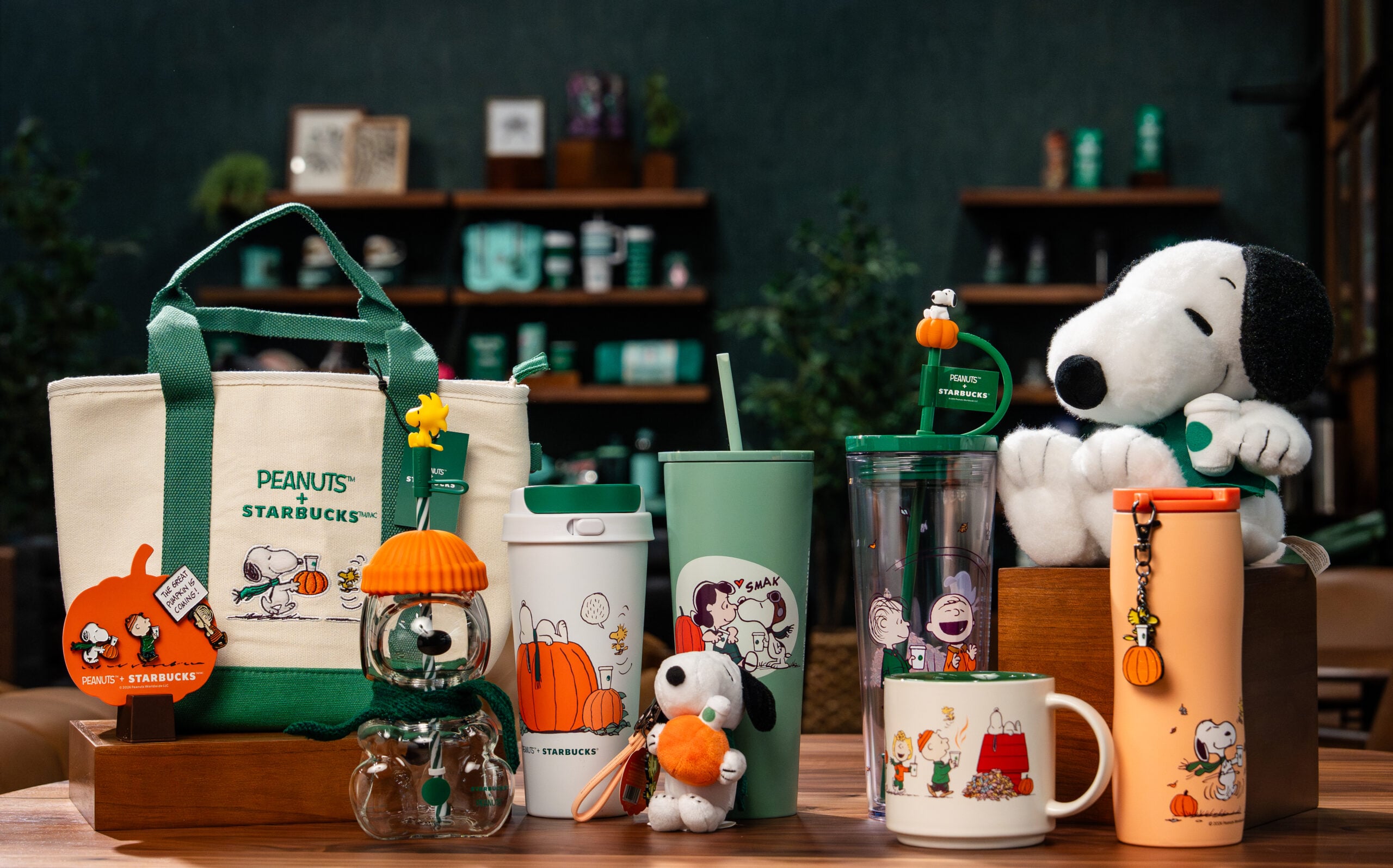 Starbucks® e Peanuts™ celebram a temporada Pumpkin com coleção global inspirada em The Great Pumpkin™